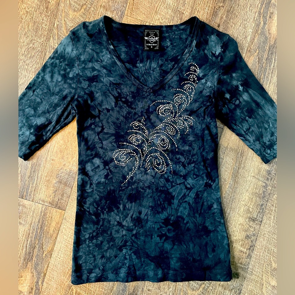 Women’s short sleeve top